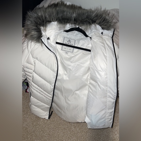 Alpine Winter Jacket - Picture 4 of 4